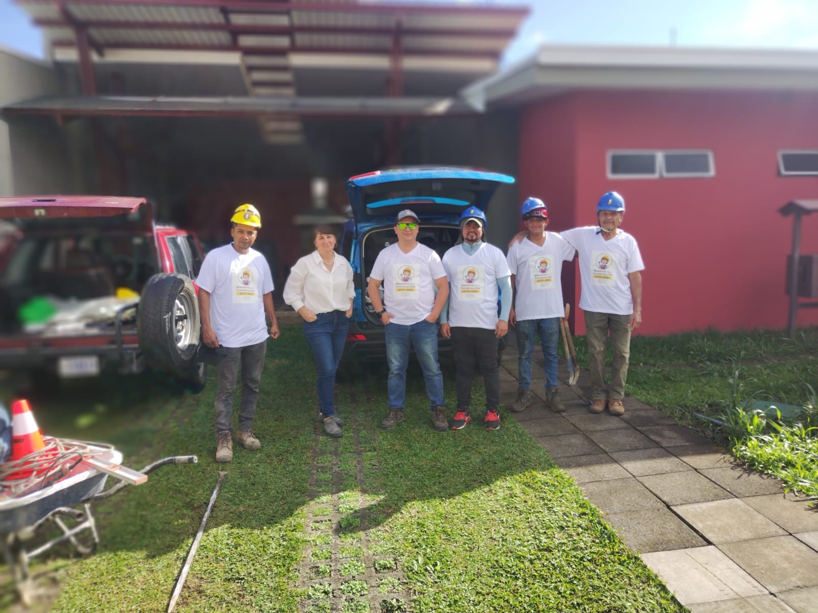 Equipo de Maestros de la Construcción en obra