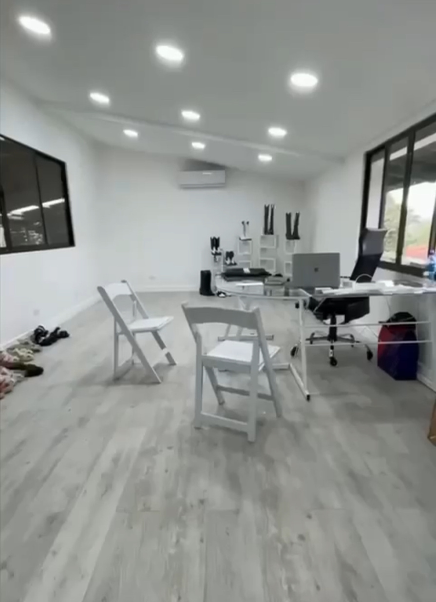 Oficina remodelada en Alajuela